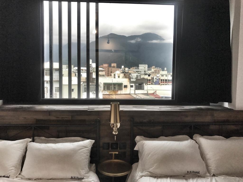 Railway Hualien Hostel Dış mekan fotoğraf